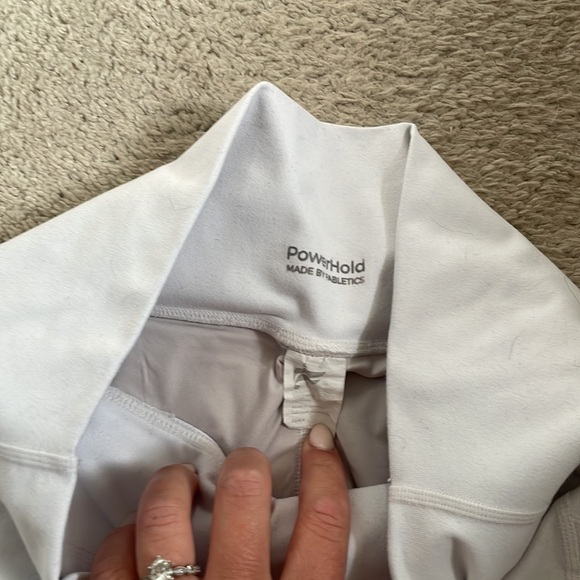 fabletics biker shorts - Picture 2 of 2